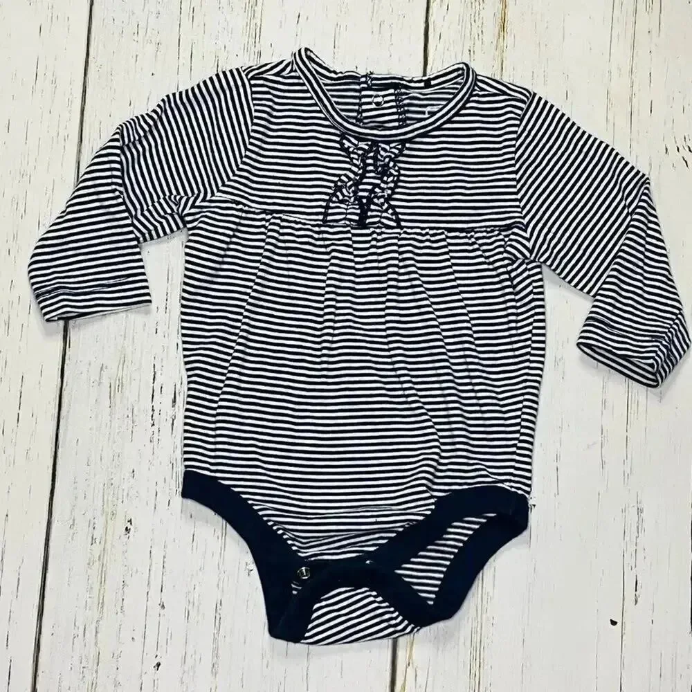 OLD NAVY  baby girl outfit- long sleeve striped bodysuit & jeans size 3-6 months